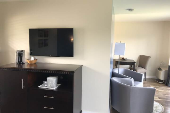 Room 43 of 66
