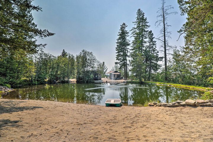 Eureka Tiny Home w / Hot Tub & Community Beach!
