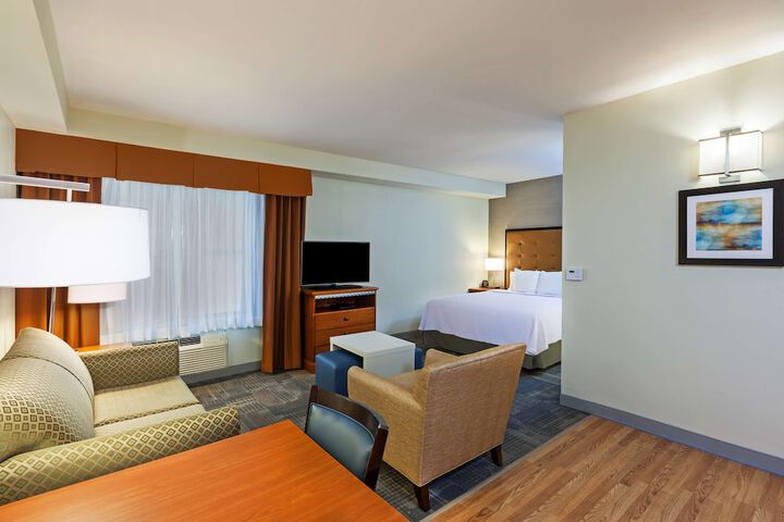 Room 19 of 35
