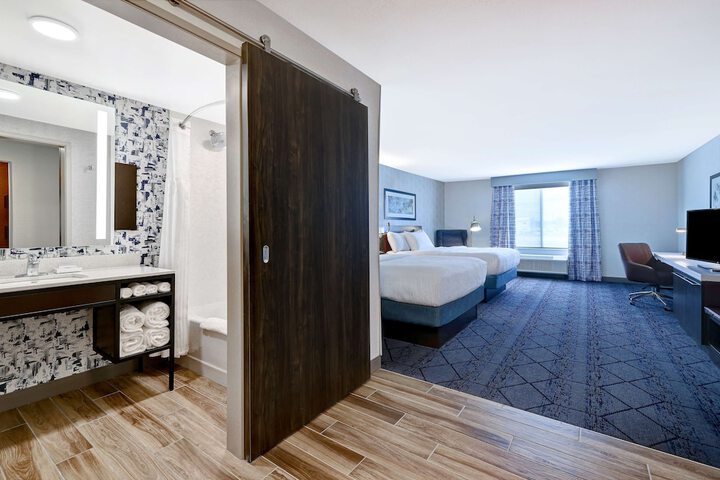 Room 30 of 59