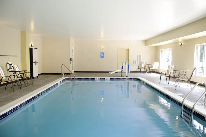 Pool 3 of 27
