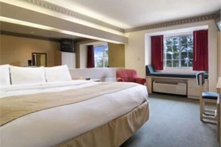 Stay Express Inn & Suites Atlanta