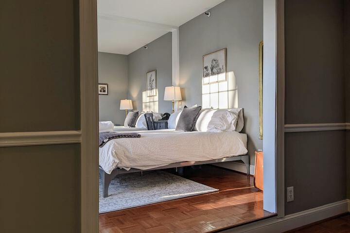 Room 163 of 239