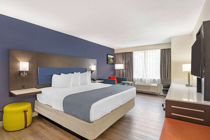 Room 35 of 42