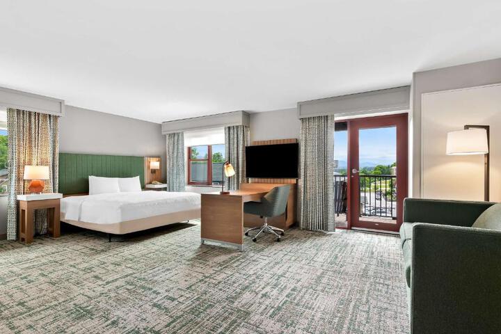 Hampton Inn & Suites Lake Placid