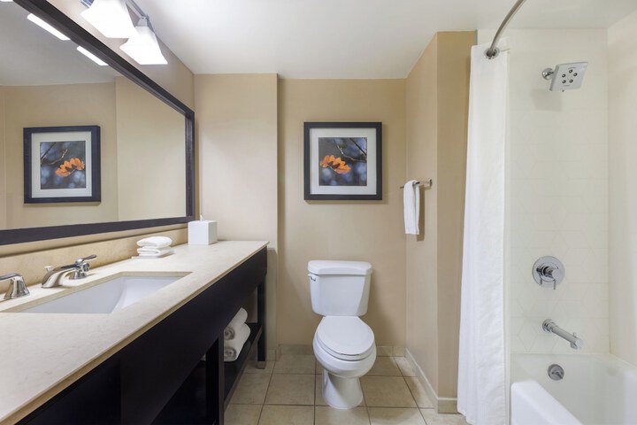 Room 49 of 108