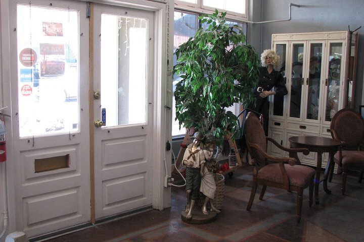Hotel 2 of 90
