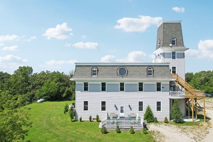 The Starlight Tower Manor River, Arcades, Observatory, Theater by RedAwning