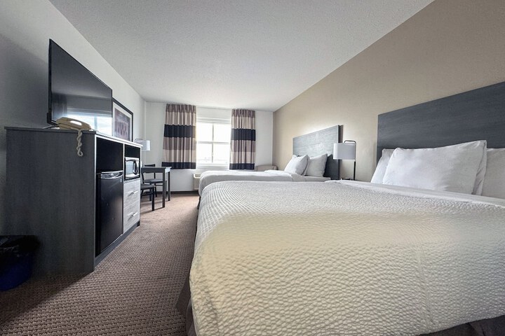 Ramada by Wyndham Sherwood Park