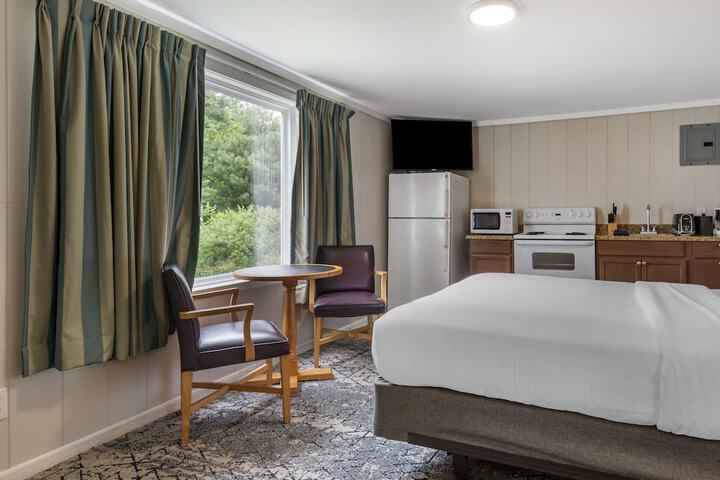 Room 44 of 63