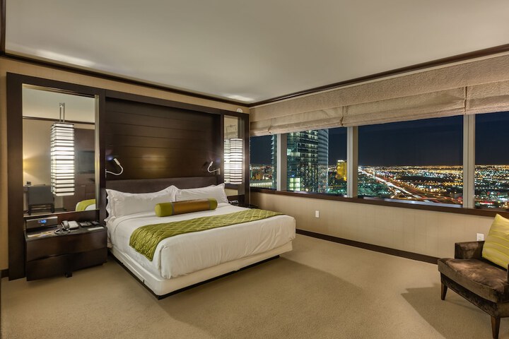 Room 89 of 122