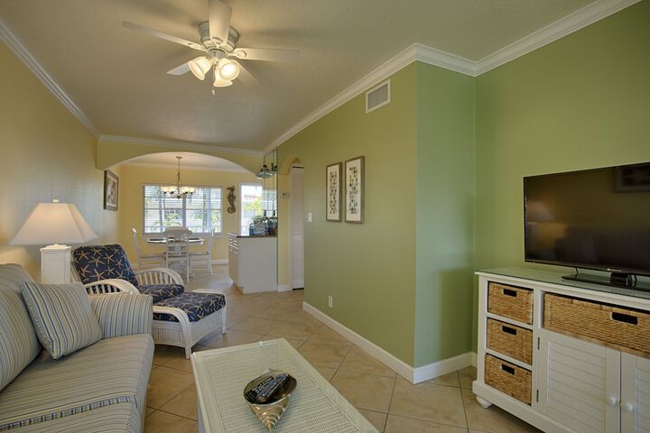 Barefoot Beach Resort