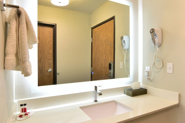 Days Inn by Wyndham Springville