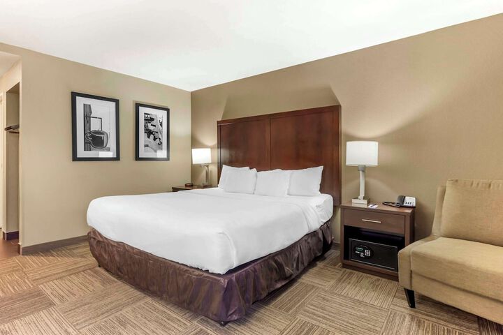 Room 20 of 38