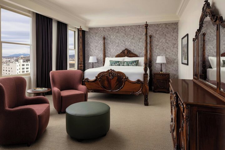 Davenport Hotel Autograph Collection