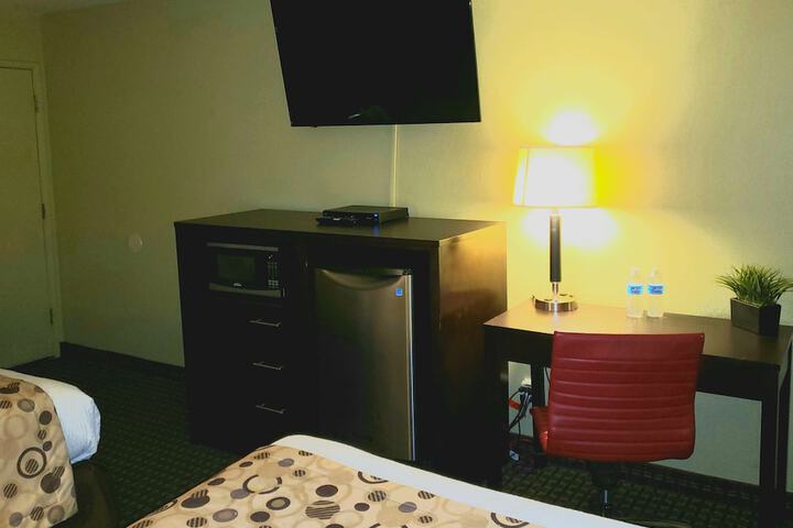 Room 18 of 22