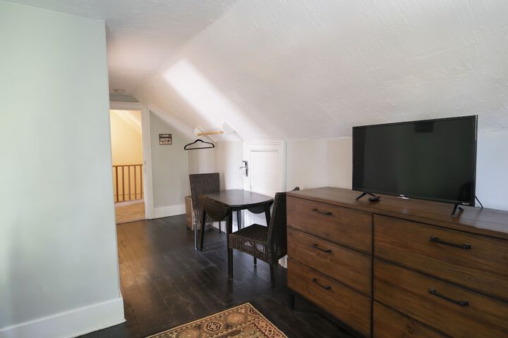 Room 26 of 57