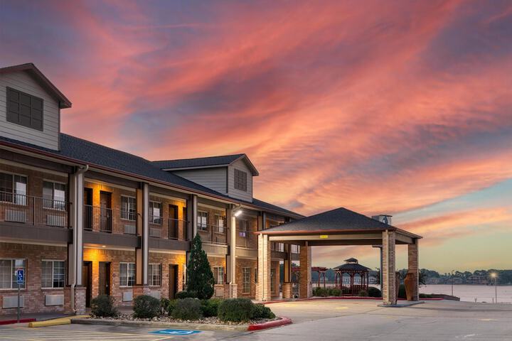 Best Western Lake Conroe Inn