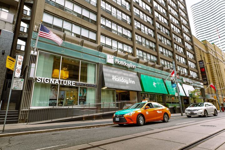 Holiday Inn Toronto Downtown Centre by IHG