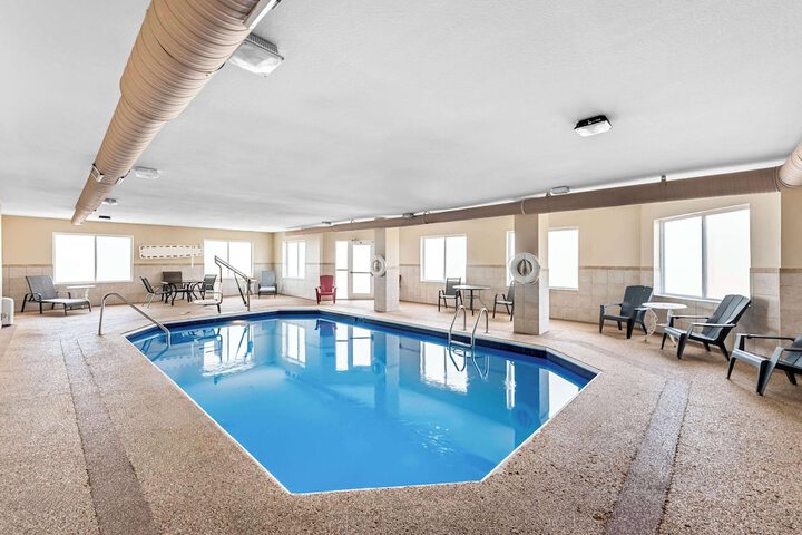 Pool 4 of 41