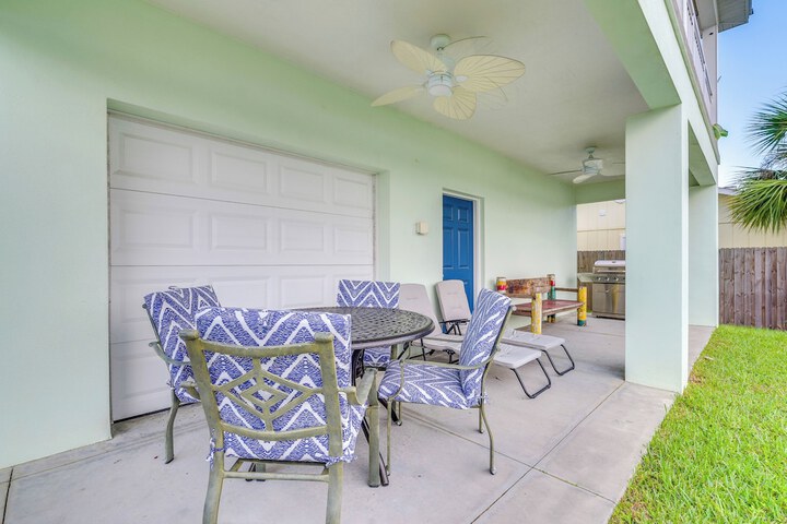 Private Dock & Water Views! Homosassa Retreat