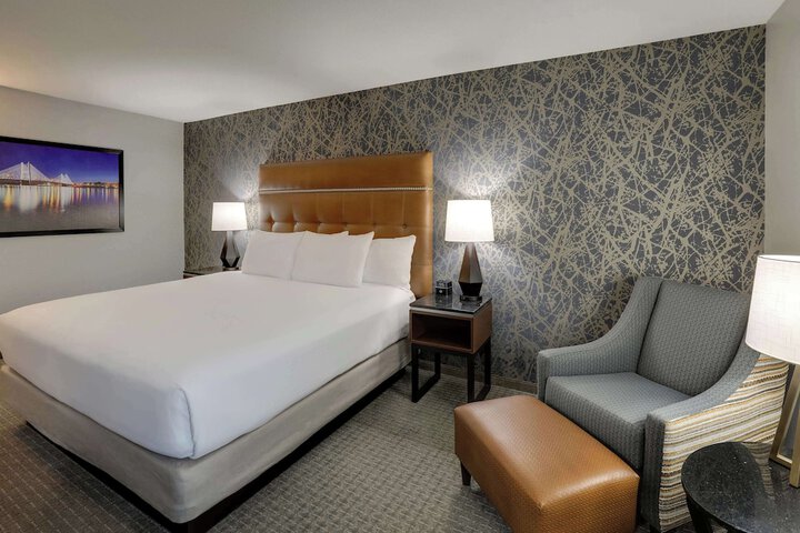 Room 21 of 66