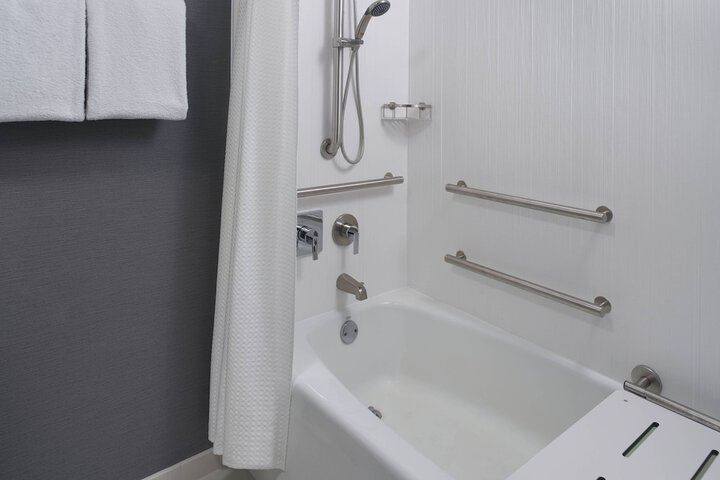 Room 20 of 31