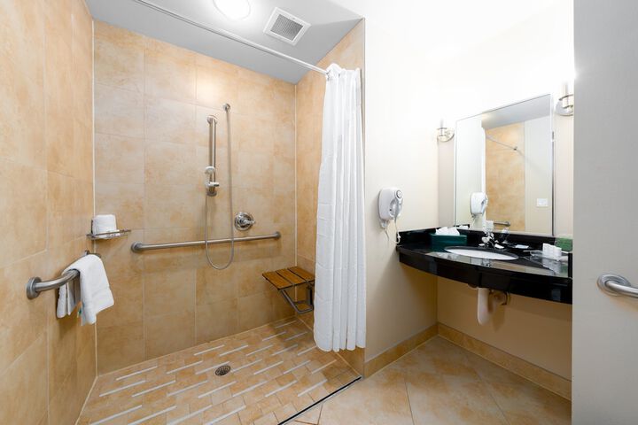 Room 42 of 65