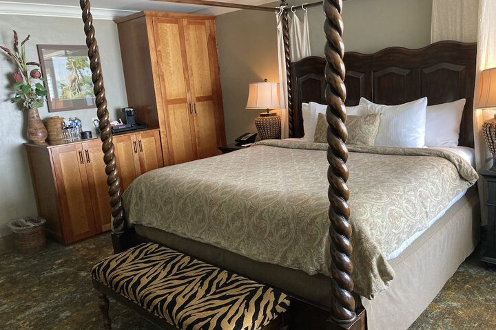 Room 41 of 63