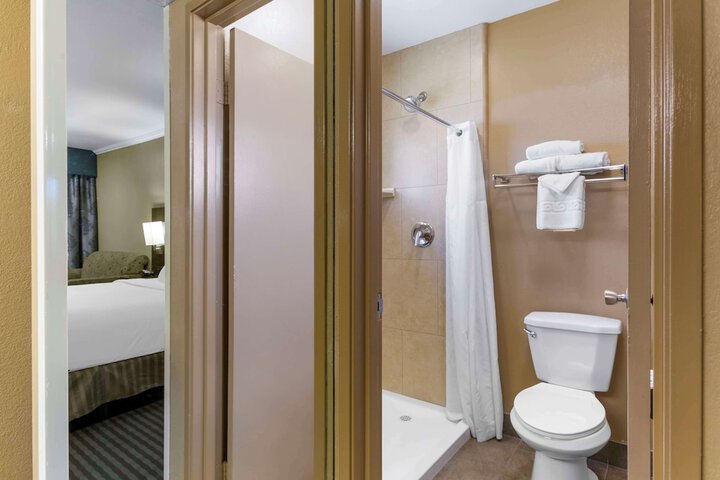 Room 20 of 31