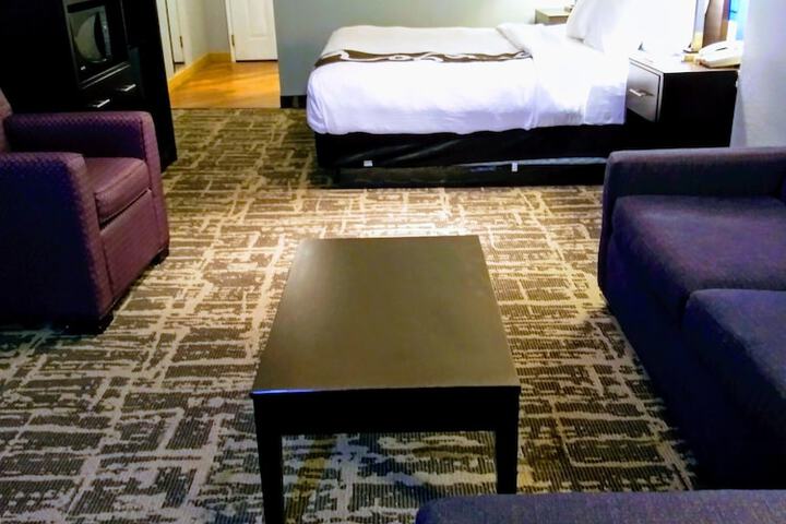 Room 30 of 47