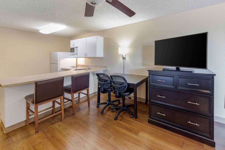 Room 21 of 31
