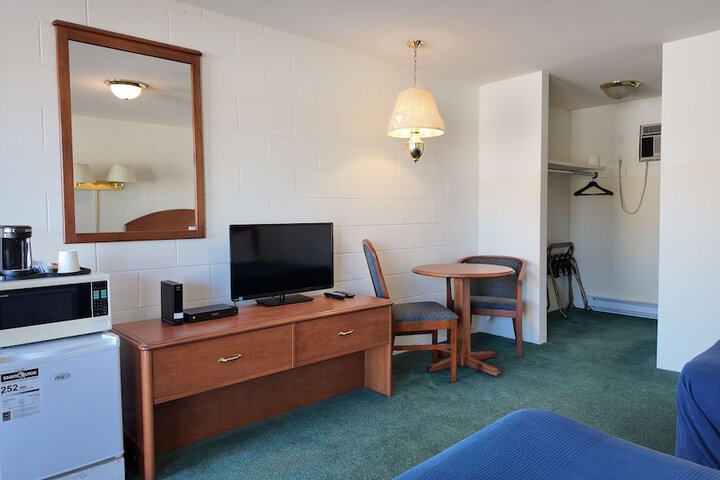 Room 16 of 20