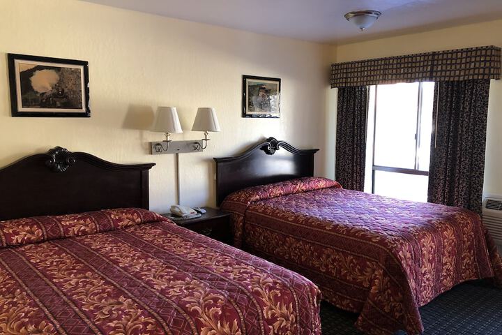 Room 12 of 21