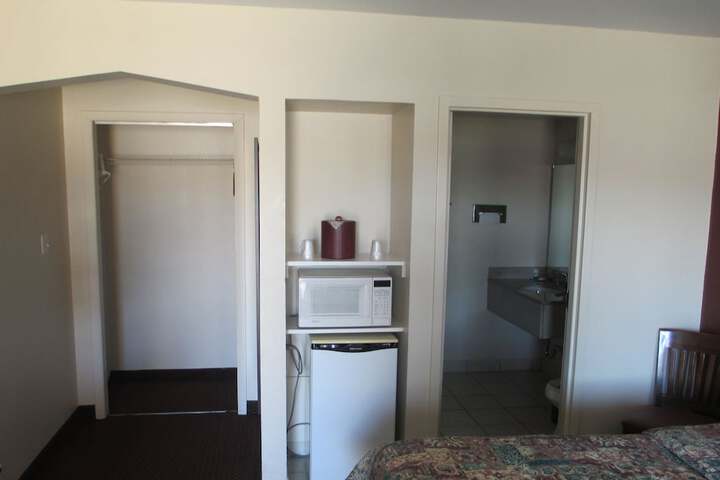 Room 41 of 61