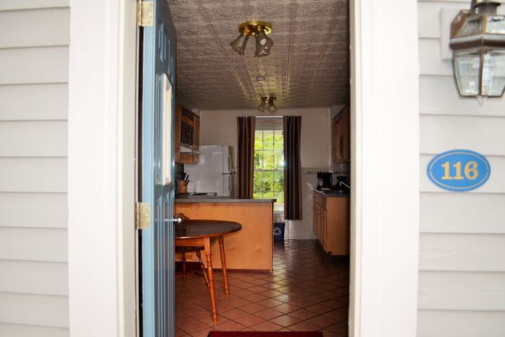 Room 83 of 111