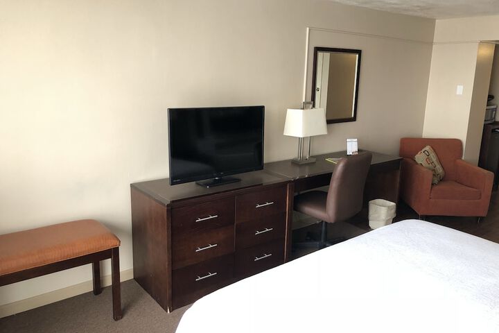 Room 40 of 54