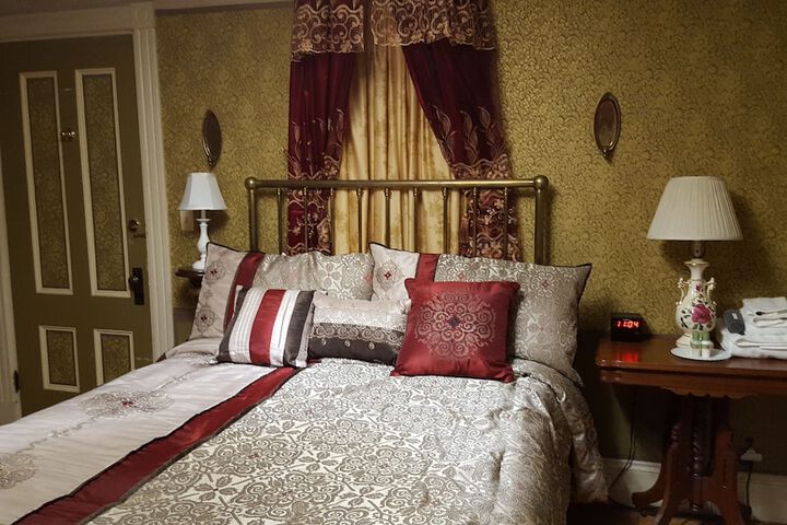 Room 43 of 51