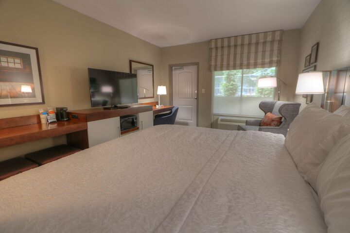 Room 7 of 50