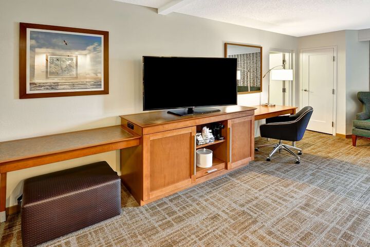 Room 26 of 63