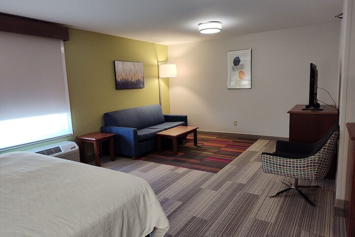 Room 62 of 111