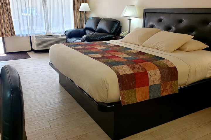 Room 54 of 62