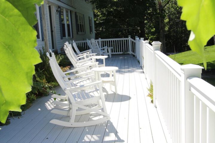 Sundeck 63 of 66