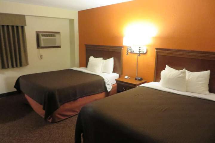 Room 19 of 51