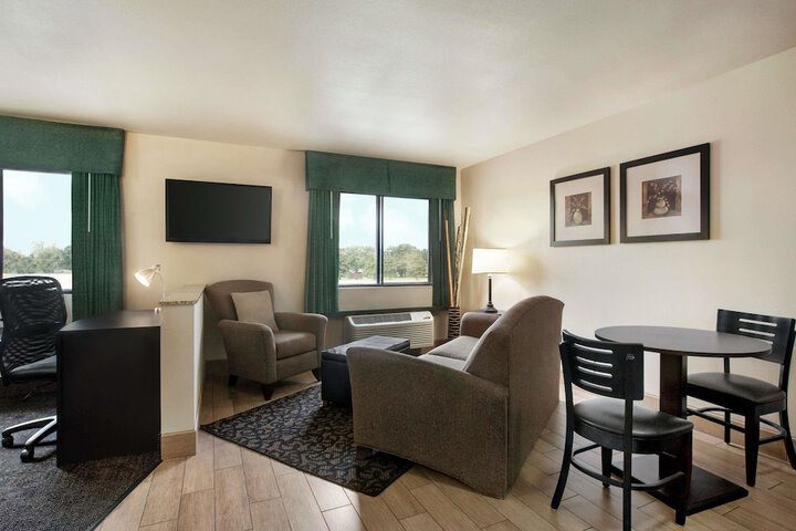 Hotel Interior 4 of 20