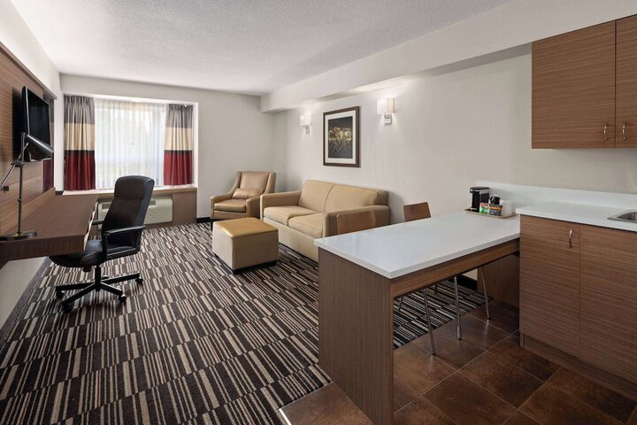 Room 44 of 57
