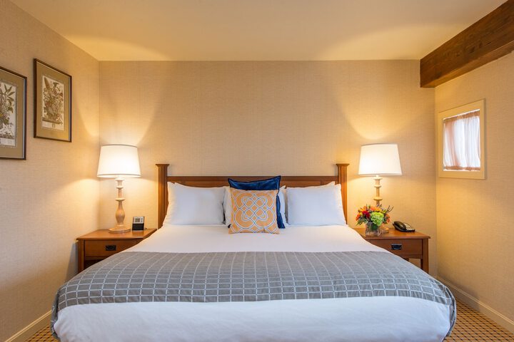 Room 25 of 111