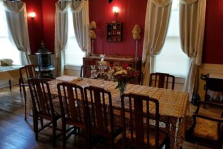 Pecan Terrace Inn