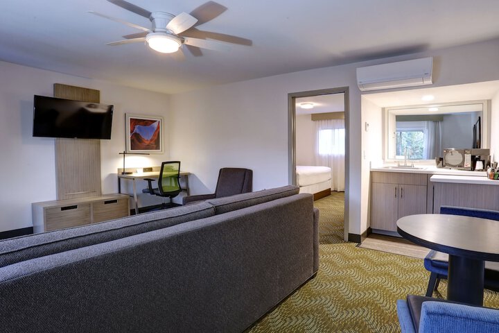 Room 41 of 72