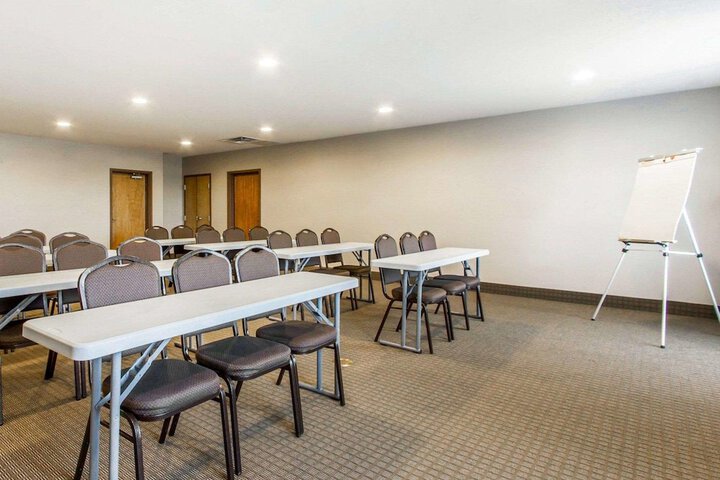 Comfort Suites Florence Shoals Area
